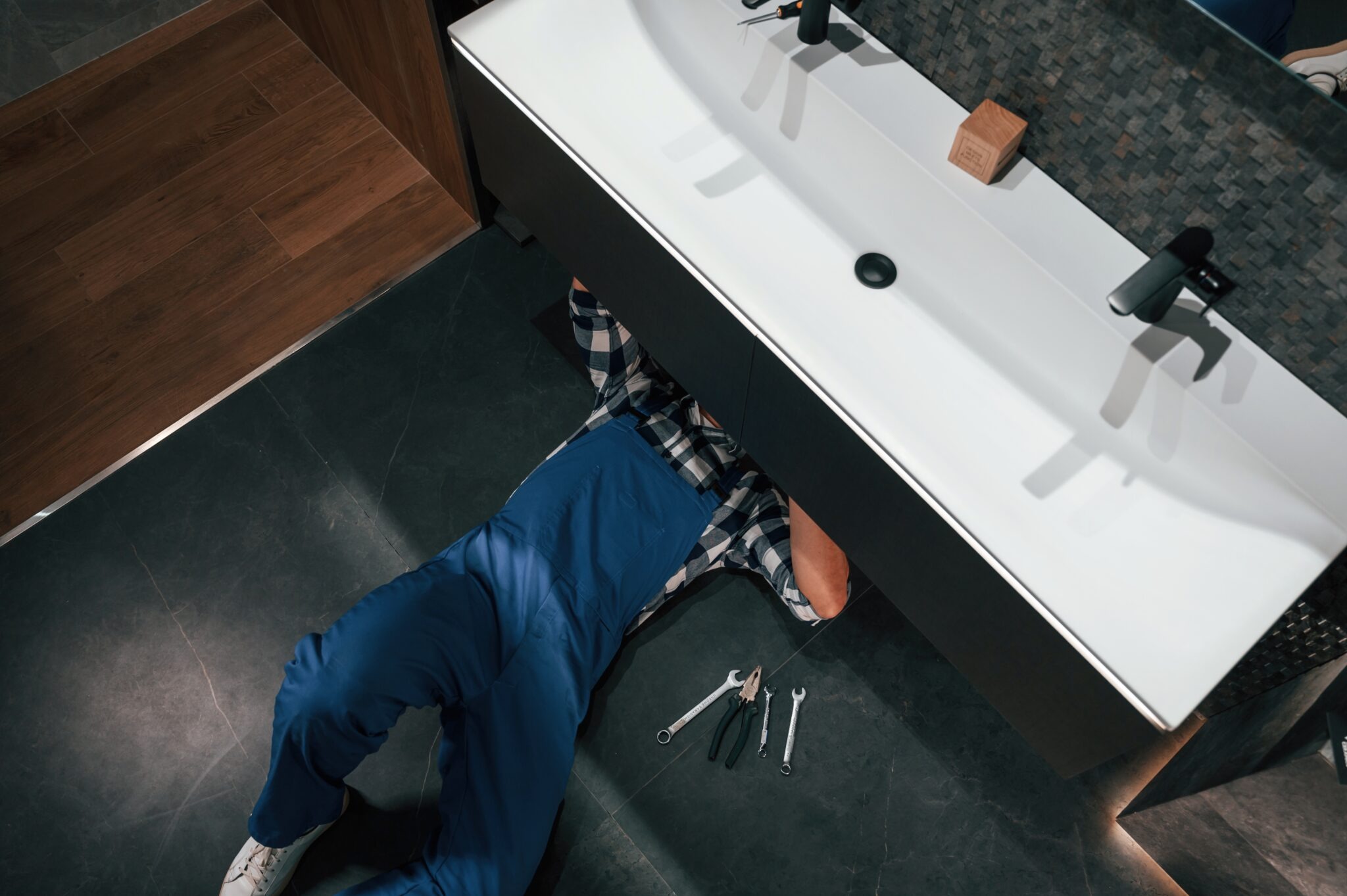 Lavabo altı tıkanıklık açma